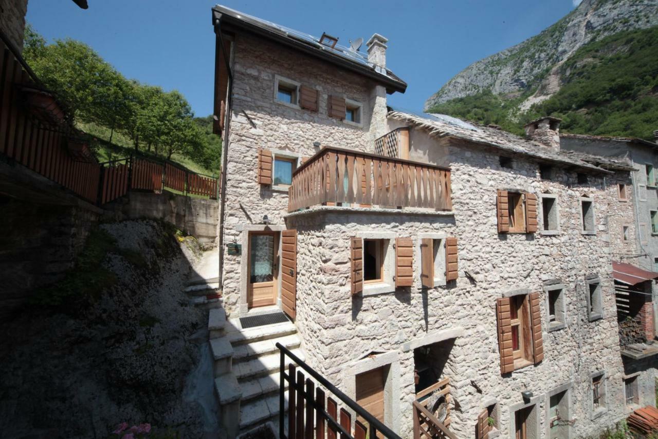 Albergo Diffuso Valcellina E Val Vajont In Casso المظهر الخارجي الصورة
