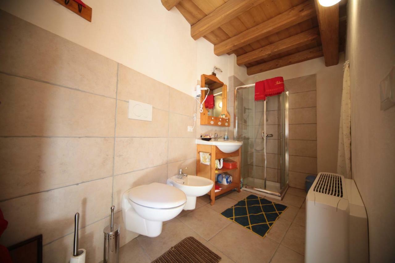 Albergo Diffuso Valcellina E Val Vajont In Casso المظهر الخارجي الصورة