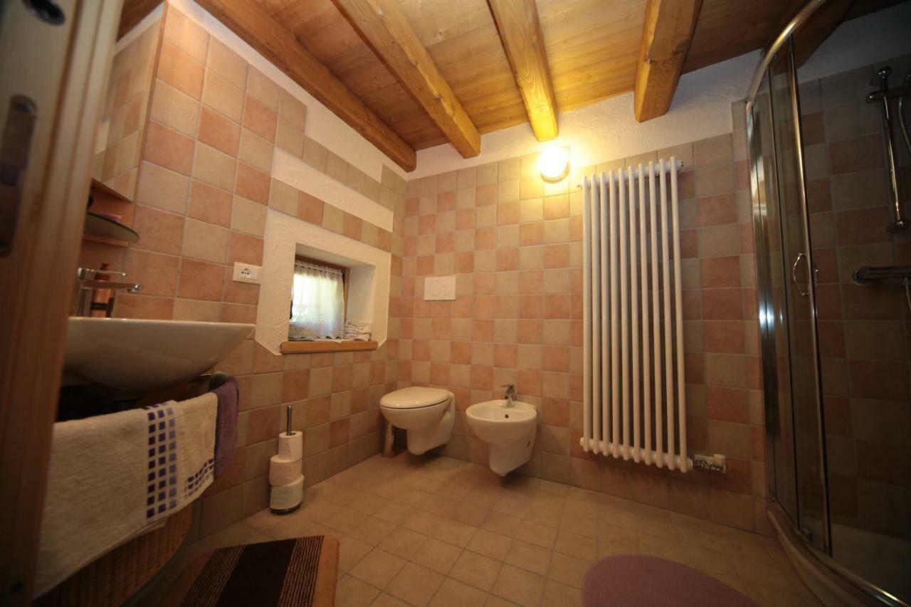 Albergo Diffuso Valcellina E Val Vajont In Casso المظهر الخارجي الصورة