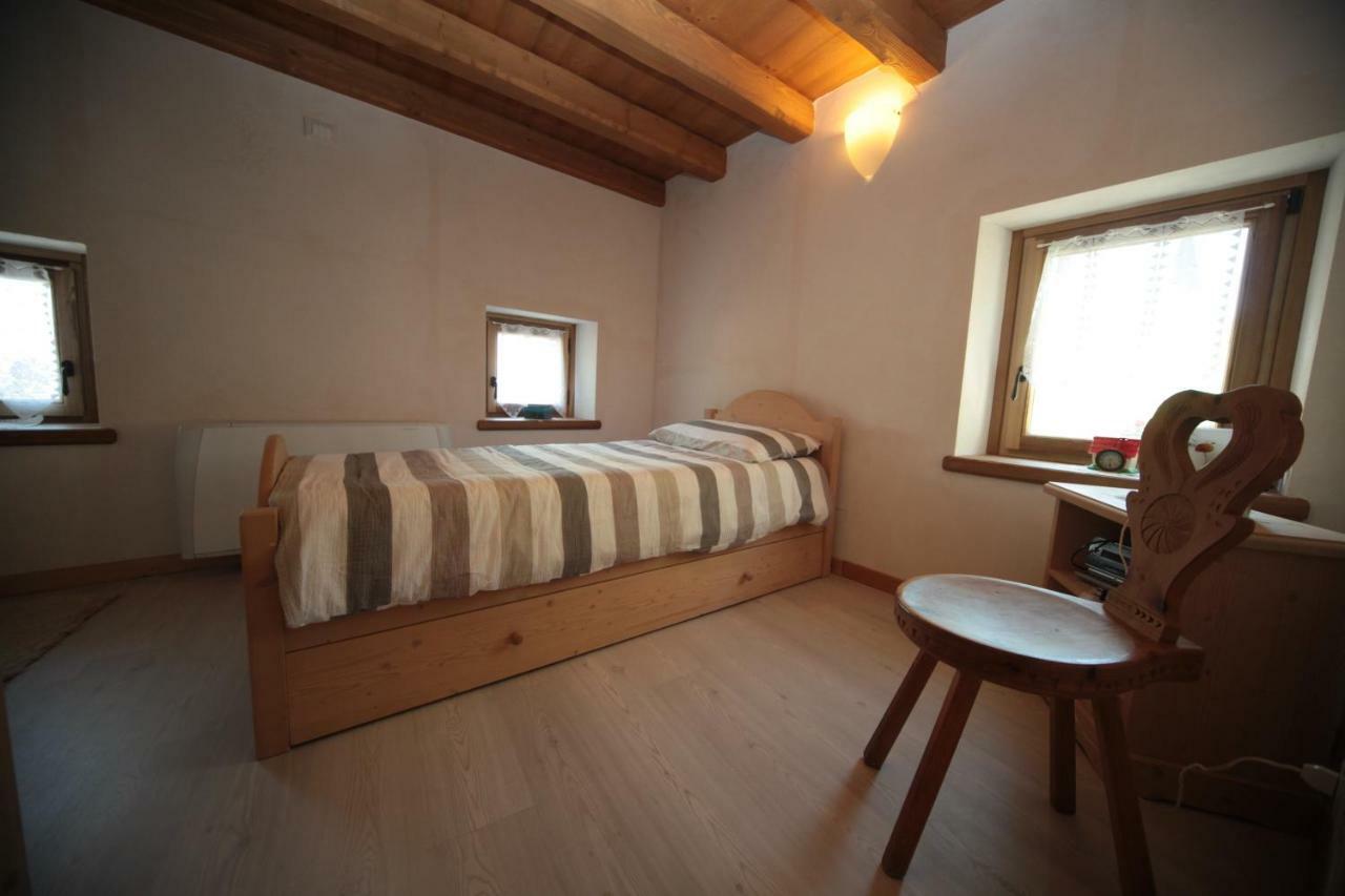 Albergo Diffuso Valcellina E Val Vajont In Casso المظهر الخارجي الصورة